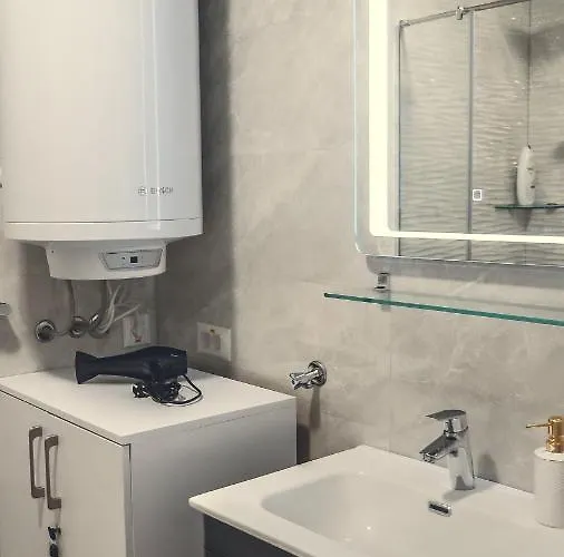 Appartement Jacuzzi Relax *